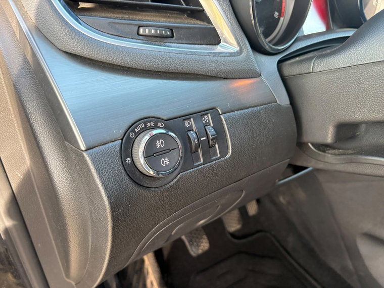 Vehicle Image 24