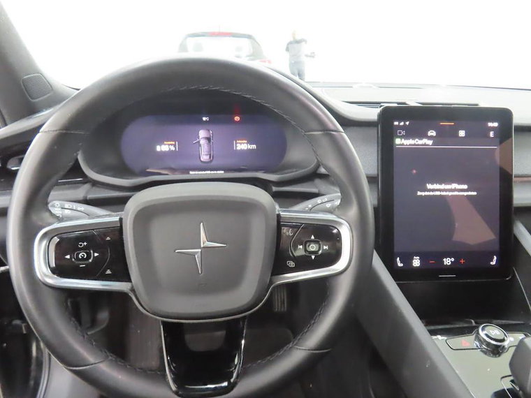 Vehicle Image 9