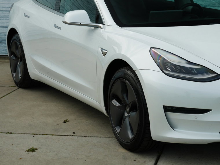 Vehicle Image 34
