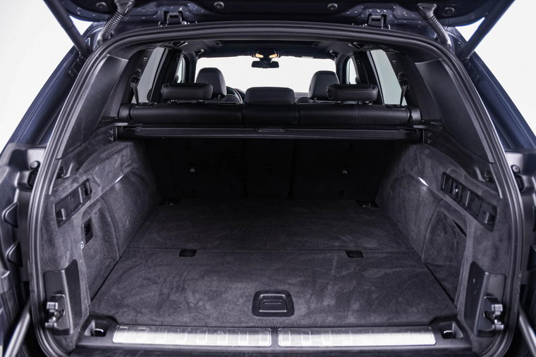 Vehicle Image 48