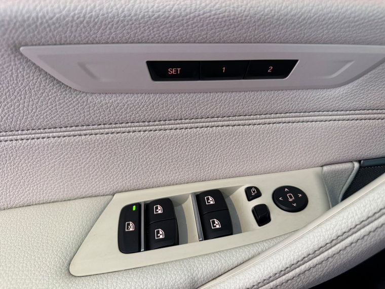 Vehicle Image 47