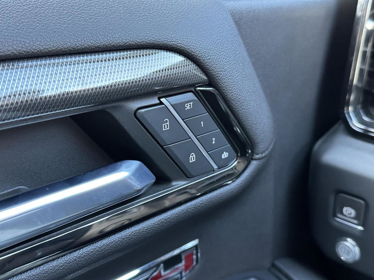 Vehicle Image 27