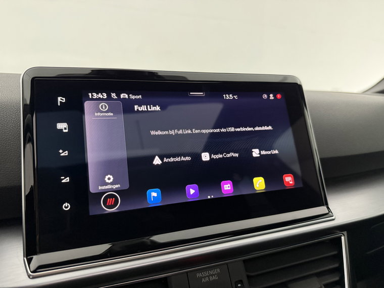 Vehicle Image 30