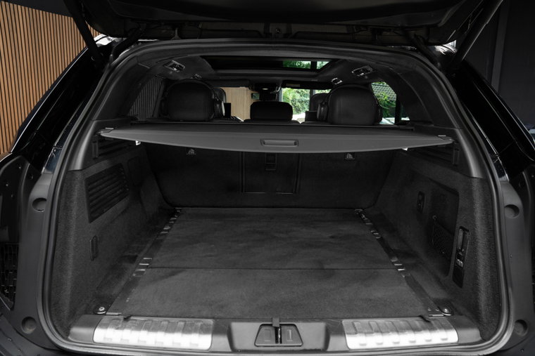 Vehicle Image 36