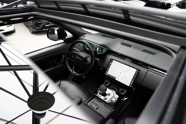 Vehicle Image 11