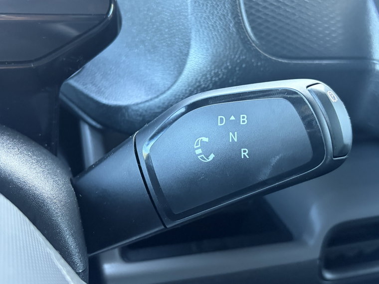Vehicle Image 28