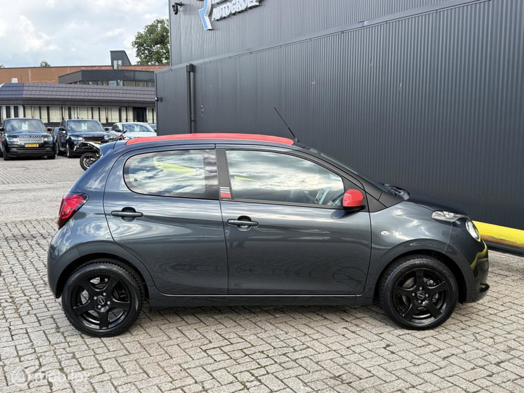 Vehicle Image 15