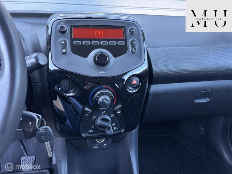 Vehicle Image 13