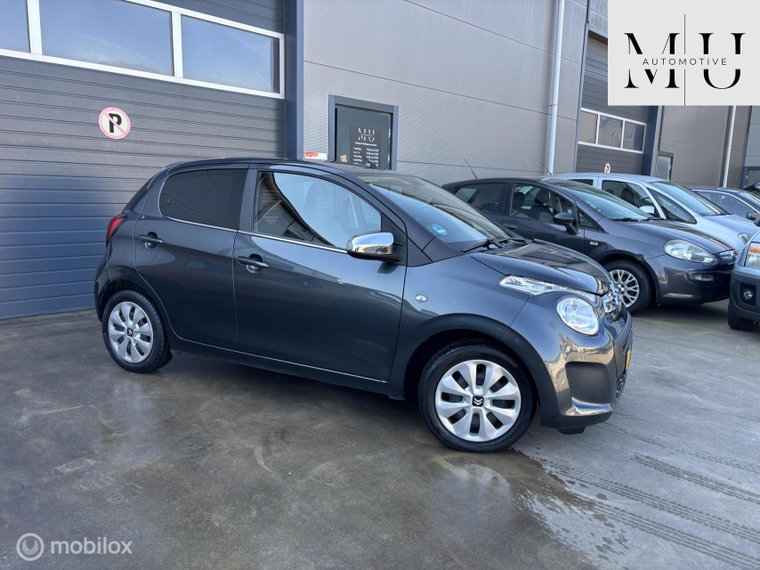 Vehicle Image 9