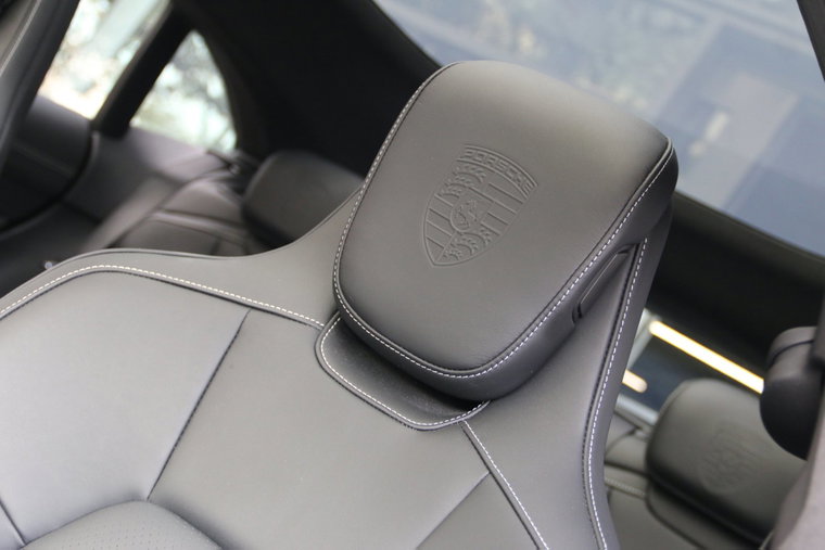 Vehicle Image 30