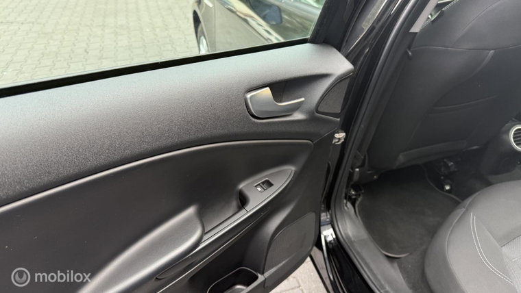 Vehicle Image 27