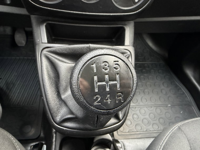 Vehicle Image 22