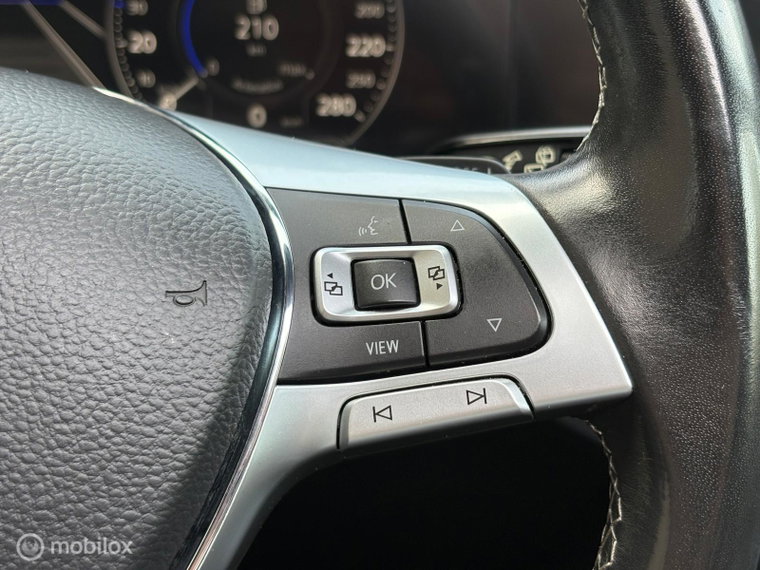 Vehicle Image 29