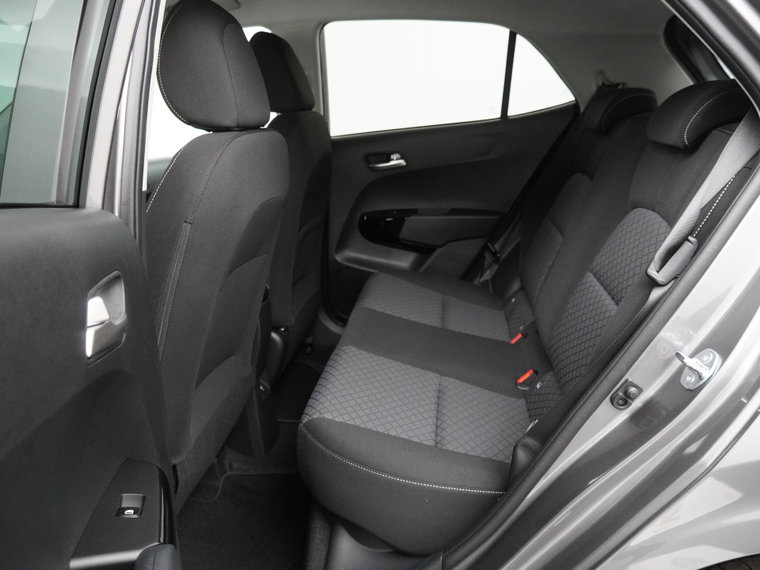 Vehicle Image 31