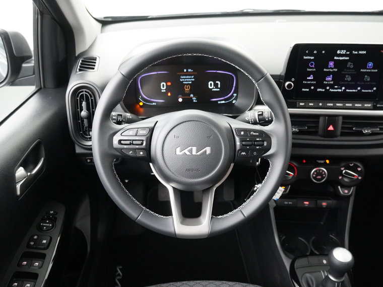 Vehicle Image 35