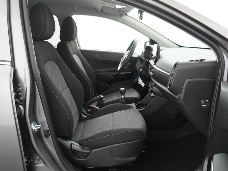 Vehicle Image 38