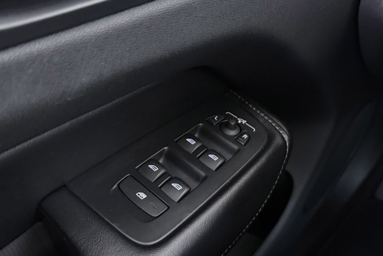 Vehicle Image 42