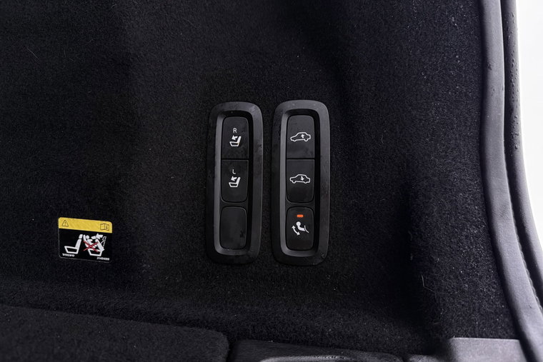 Vehicle Image 48