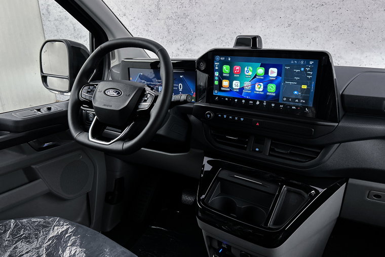 Vehicle Image 13