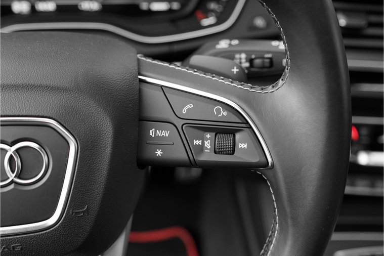 Vehicle Image 40