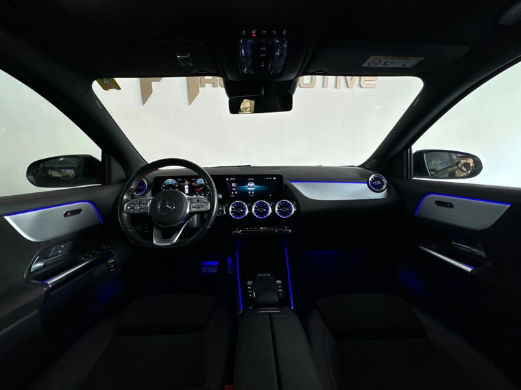 Vehicle Image 32