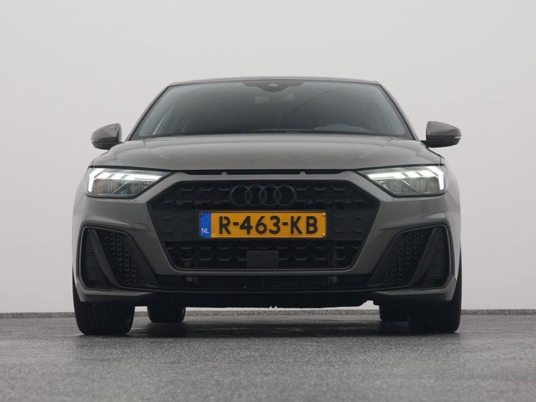 Vehicle Image 35