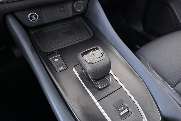 Vehicle Image 33