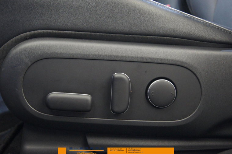 Vehicle Image 39