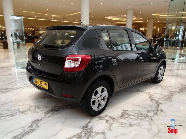 Vehicle Image 19