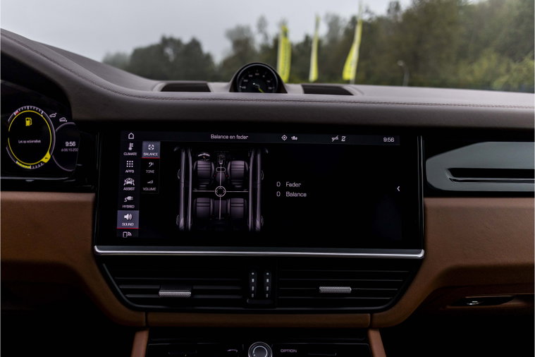 Vehicle Image 51