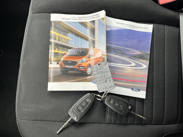 Vehicle Image 14