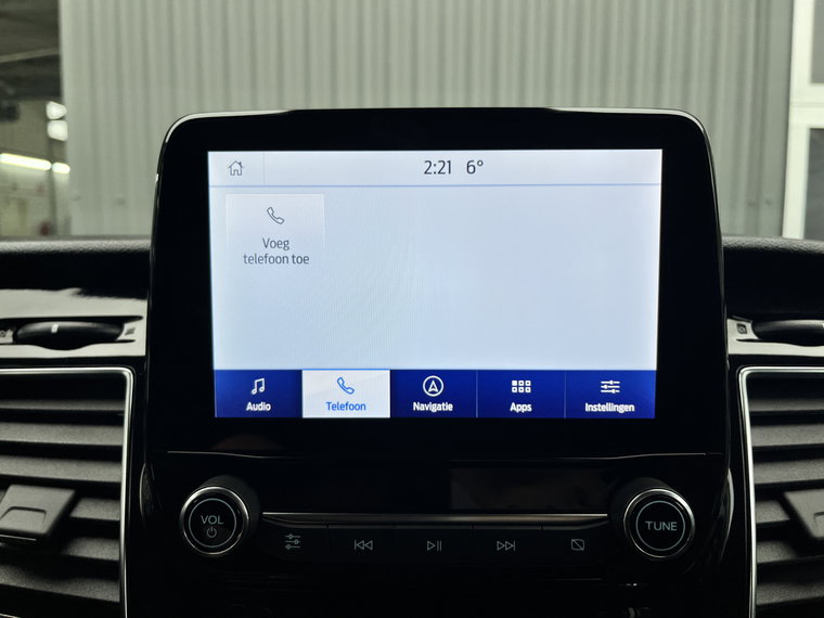 Vehicle Image 38
