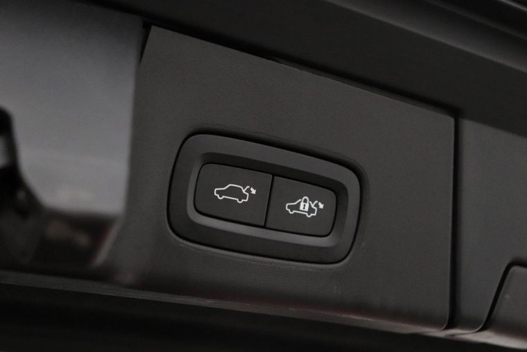 Vehicle Image 48