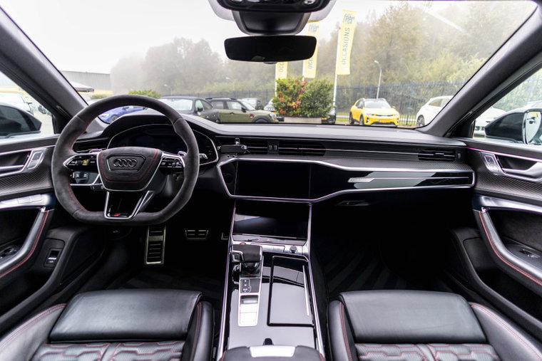Vehicle Image 21