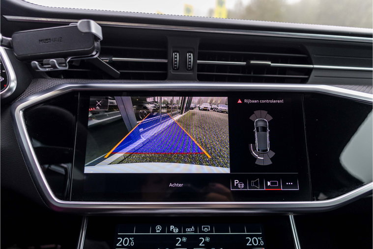 Vehicle Image 46