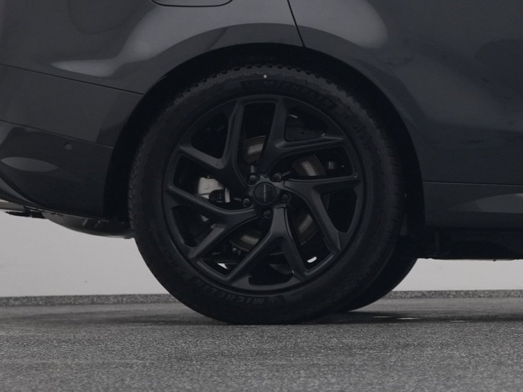 Vehicle Image 41