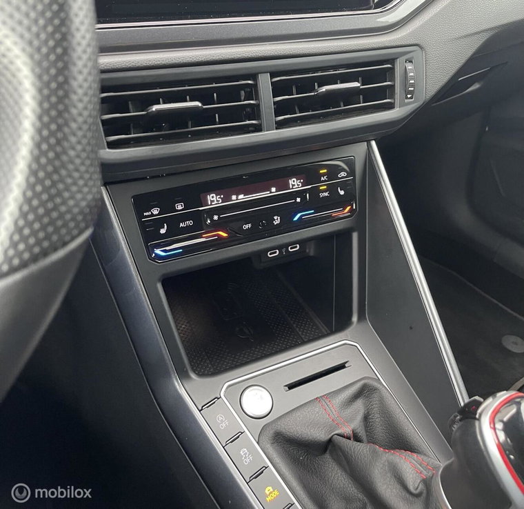 Vehicle Image 48