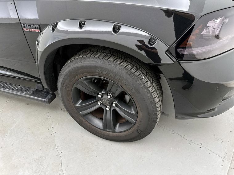 Vehicle Image 40