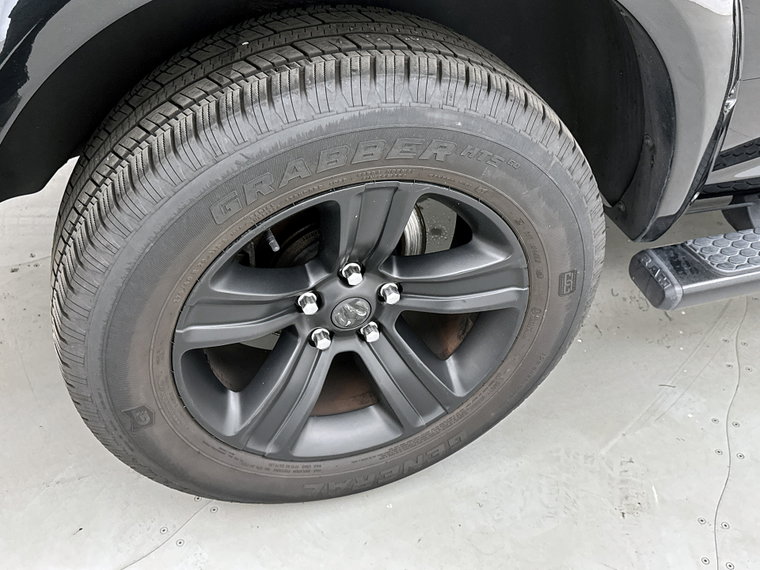 Vehicle Image 41