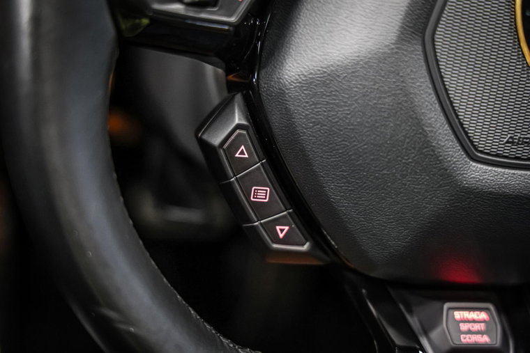 Vehicle Image 60