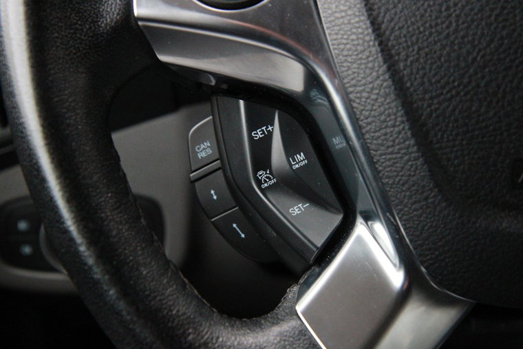 Vehicle Image 19
