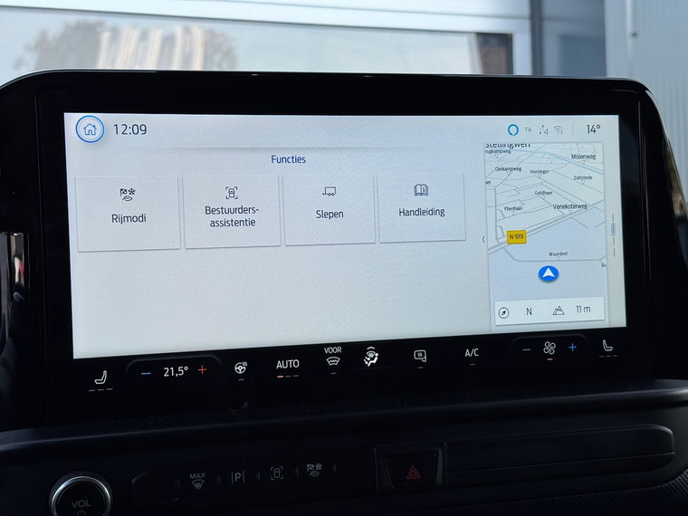 Vehicle Image 36