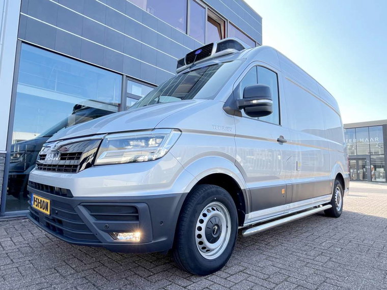 Vehicle Image 23