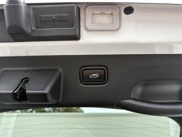Vehicle Image 48
