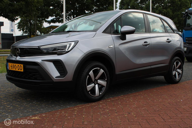 Vehicle Image 11