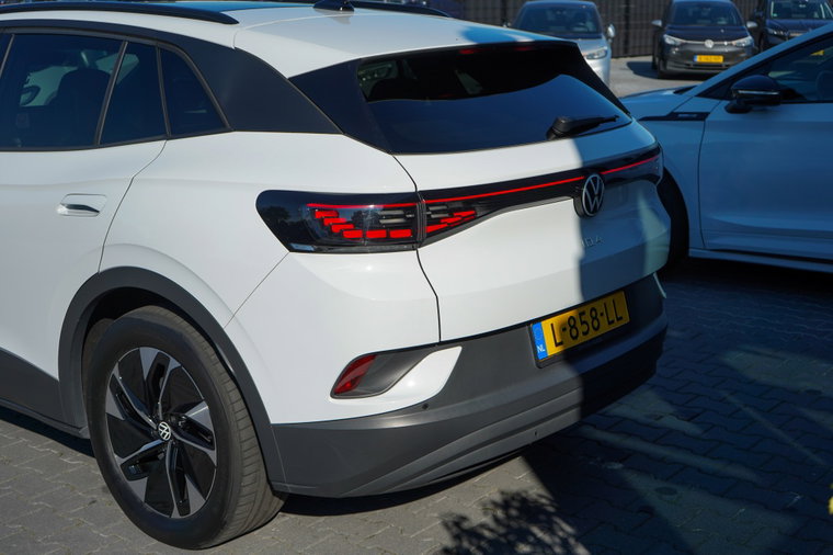 Vehicle Image 19