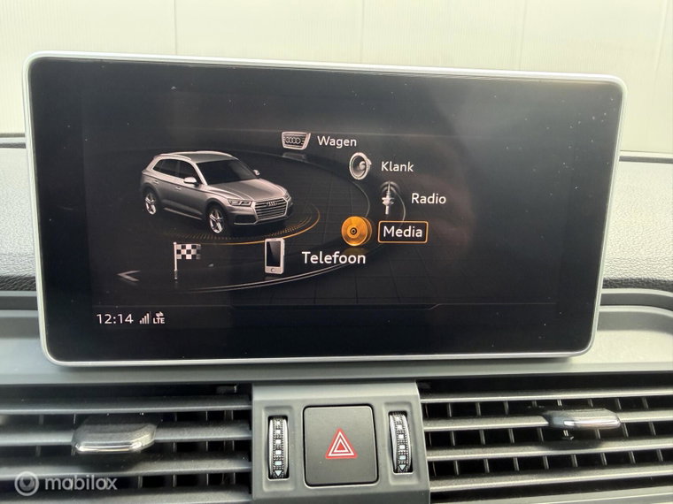 Vehicle Image 18