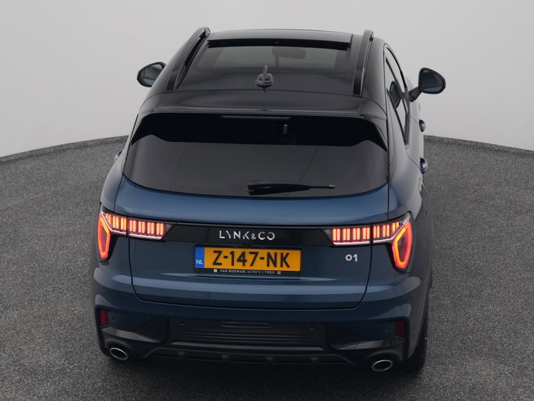 Vehicle Image 28