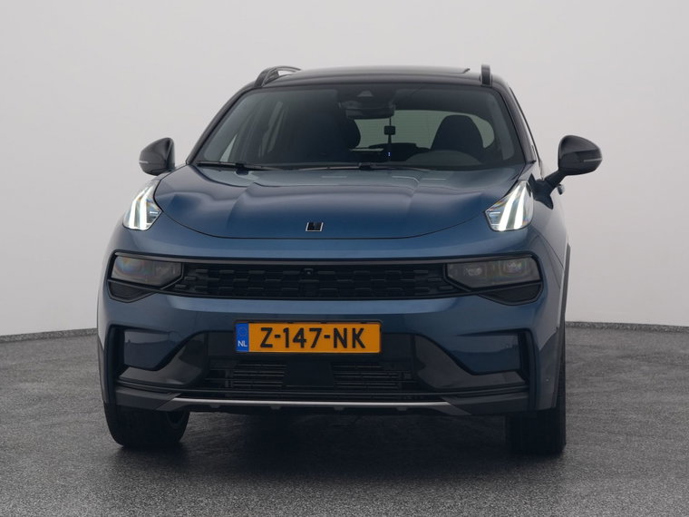 Vehicle Image 9