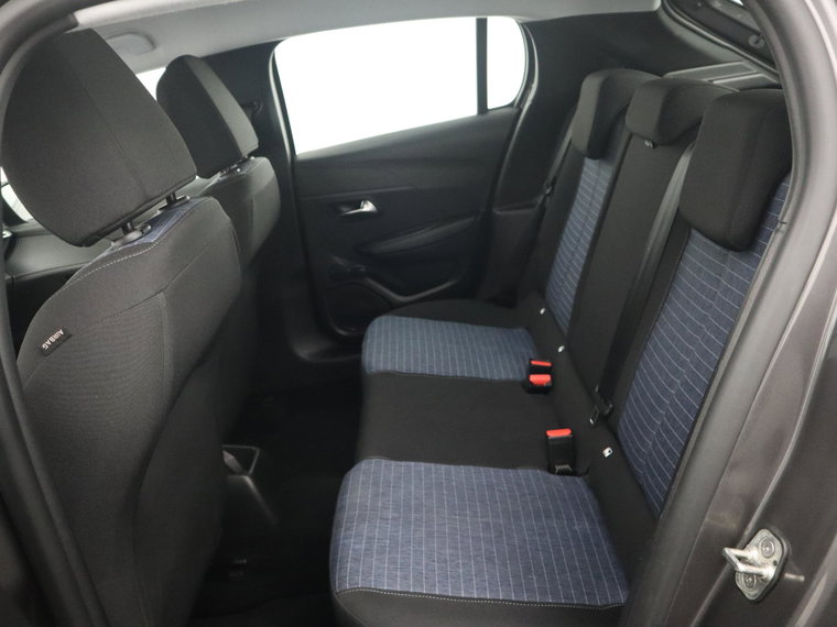 Vehicle Image 31